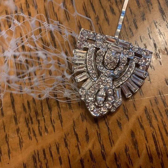 Decorative hairnet with rhinestone + crystal pins main image 6